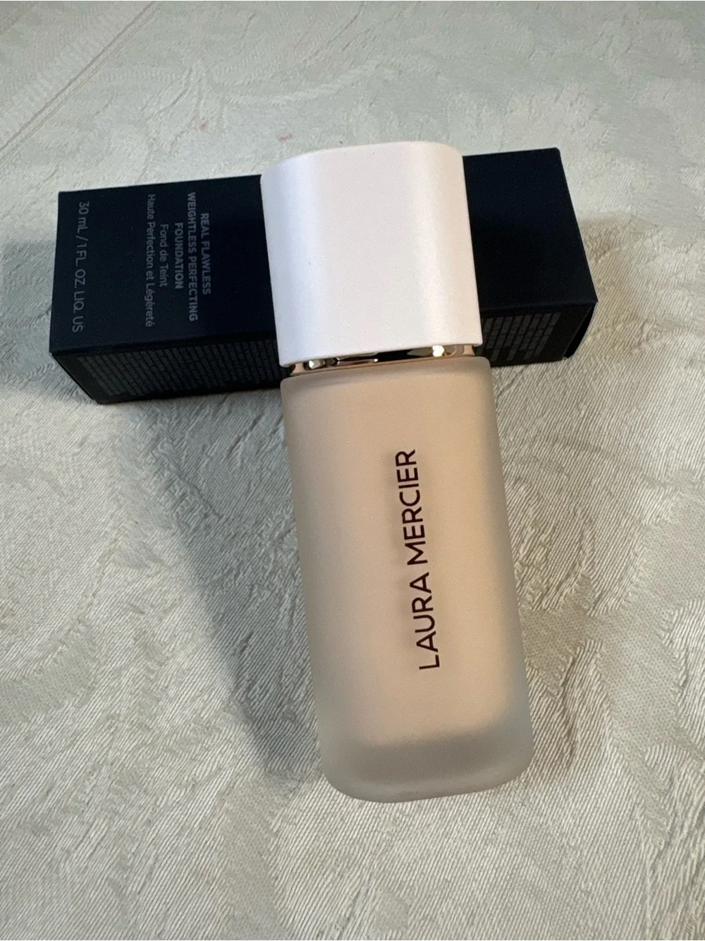 Laura Mercier Real Flawless Perfecting Foundation in 1N2 Vanille BNIB